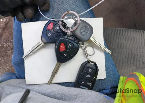 2012 Toyota Rav4 z USA, uszkodzony, nr VIN 2T3BF4DV5CW266957